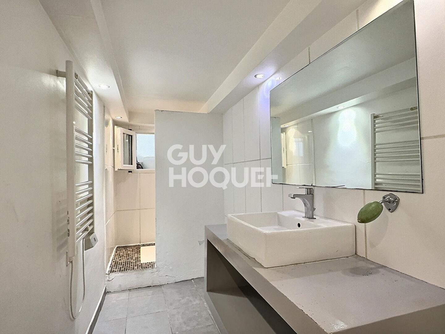 T4 - RUE SAINTE 13001 - A VENDRE