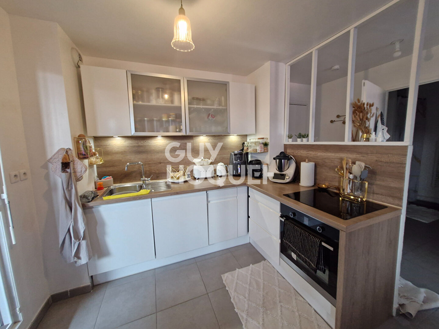 Appartement Marseille 2 pièce(s) 38 m2 avec terrasse et double stationnement