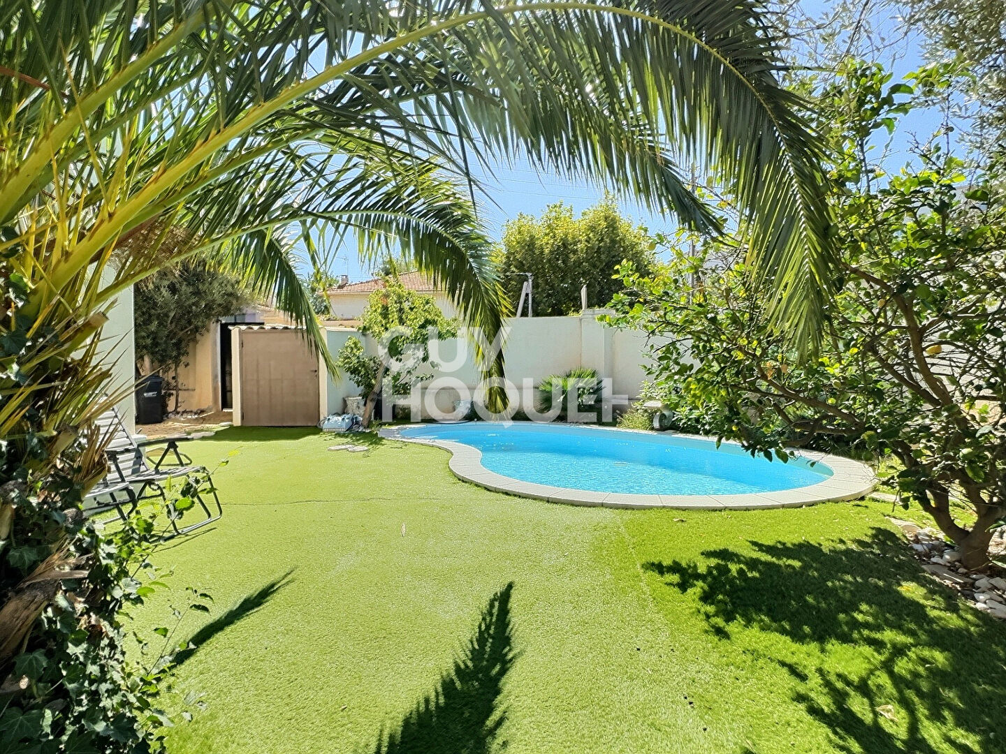 Spacieuse maison avec piscine