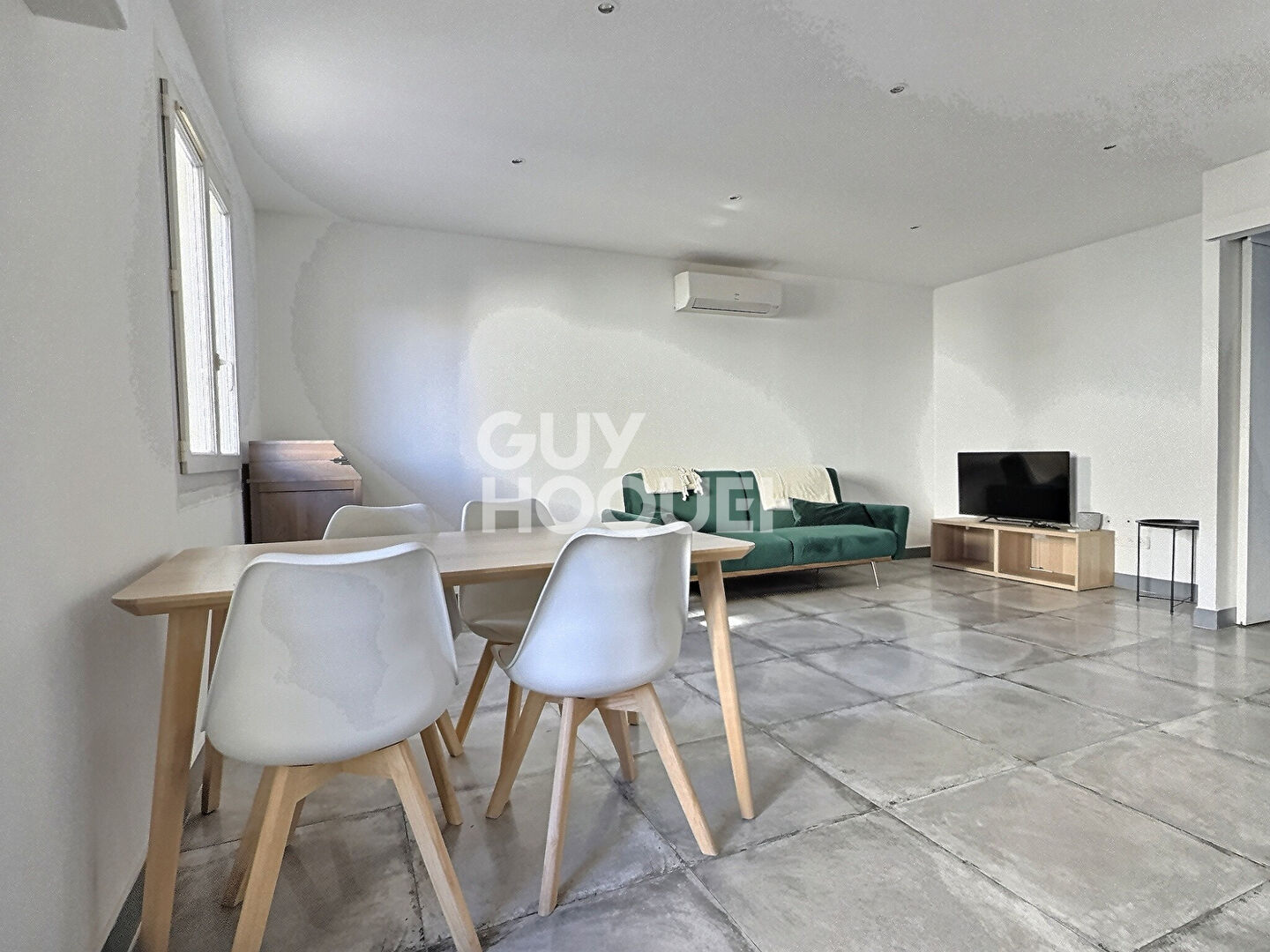 Charmante Maison Meublée -42 m² -Coeur du Village de Saint-Henri