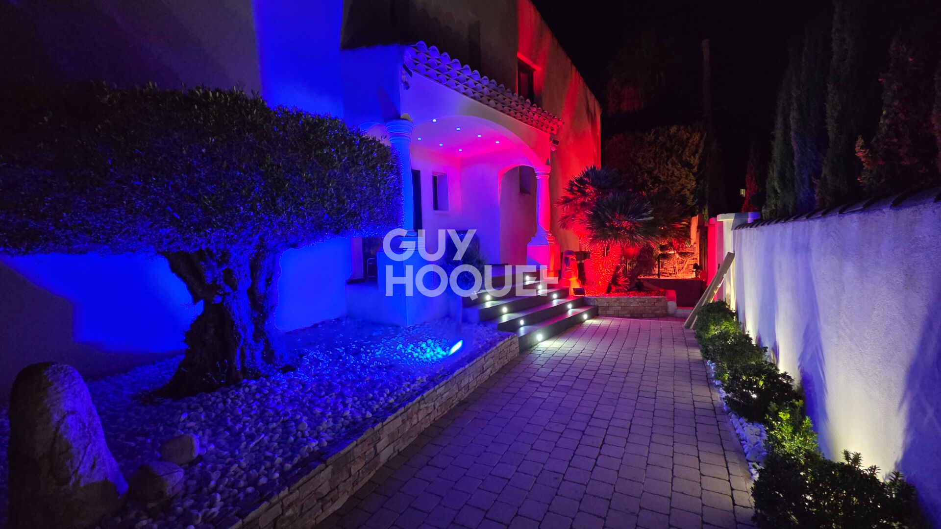 Villa Le Rove 8 pièce(s) 280 m2