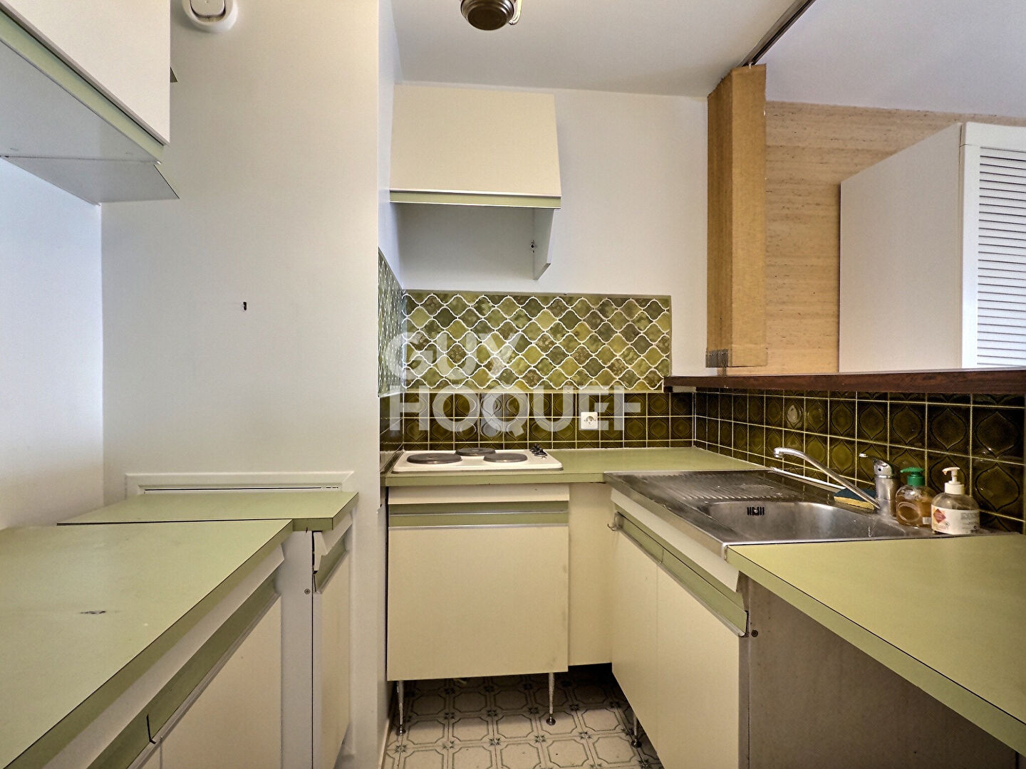 Le Grand Pavois, T2 avec parking et accès piscine