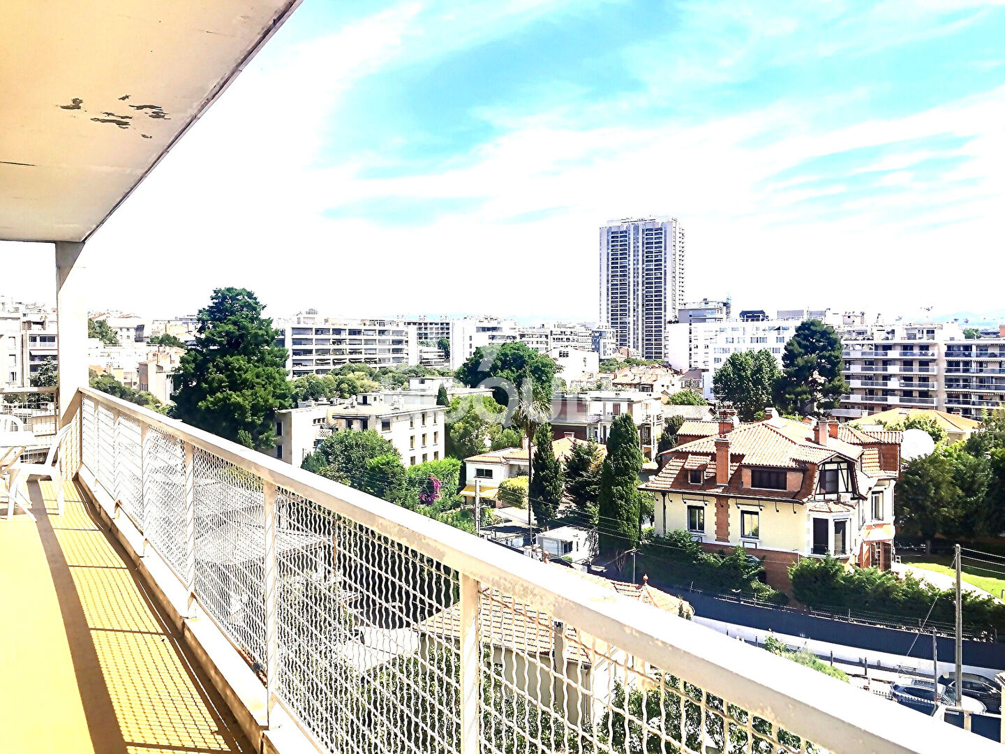 A VENDRE Appartement 4 pièce(s) 84.65m2  RESIDENCE PRADO PARC 13008 MARSEILLE