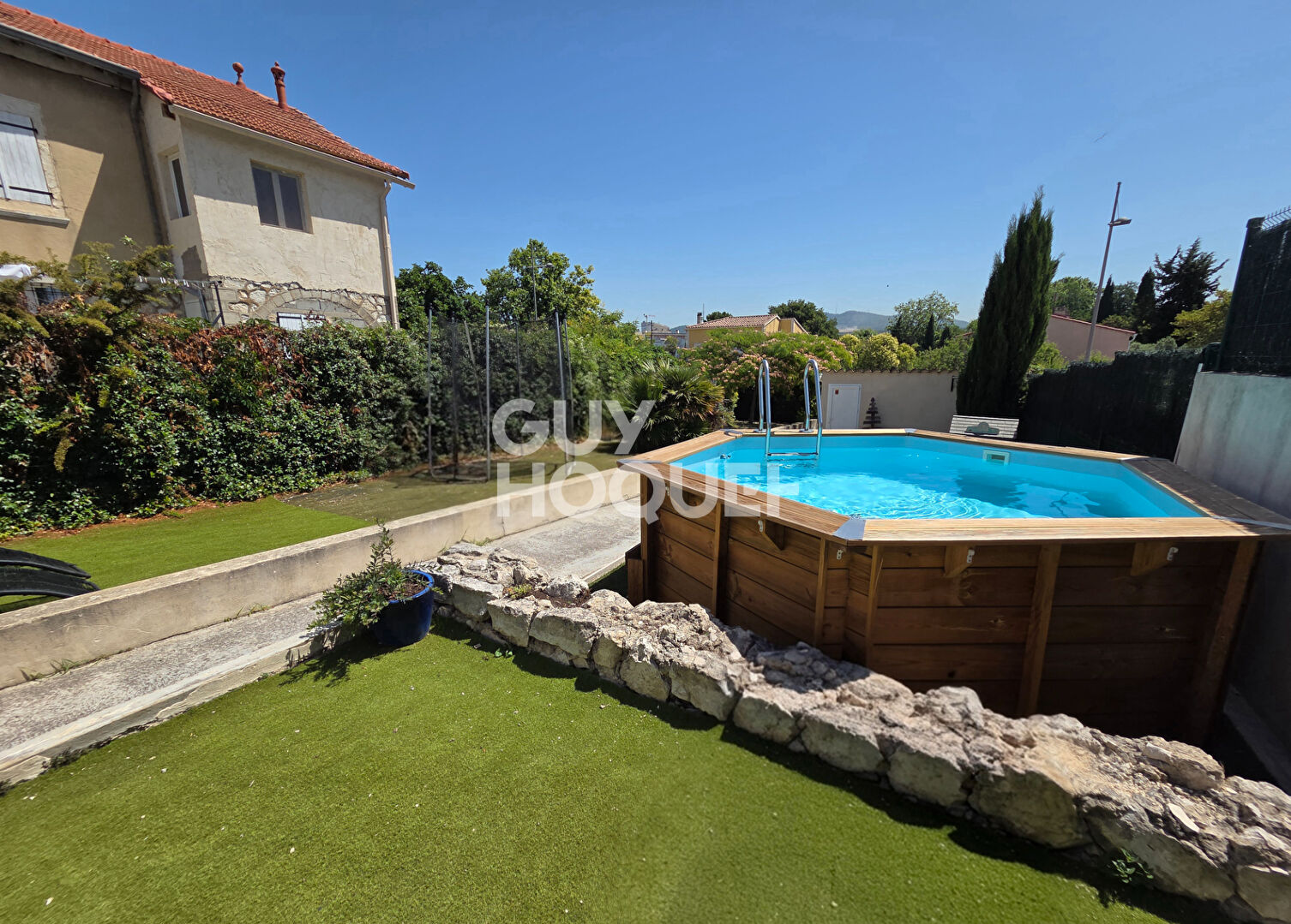 Marseille/Verduron ? Bas de villa T3 avec jardin, terrasse, piscine et garage