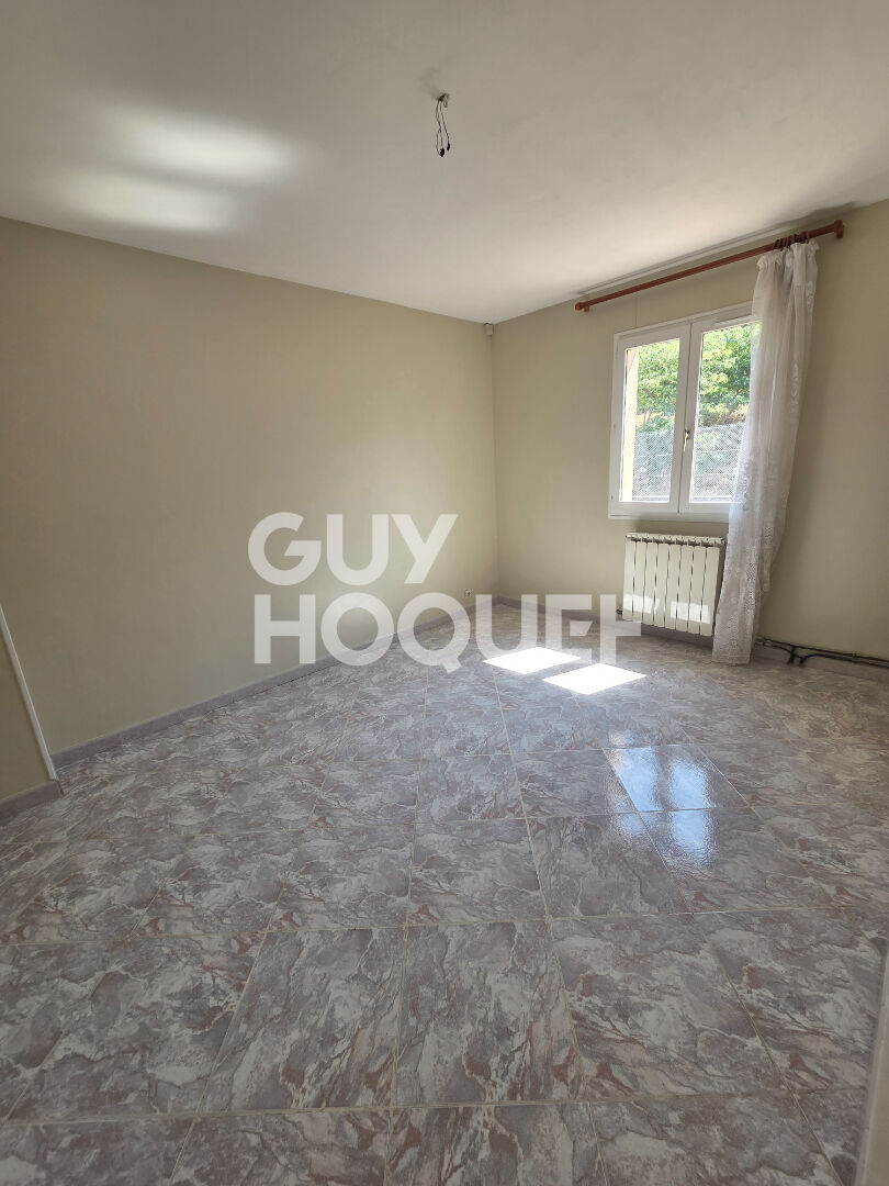 Marseille - Maison familiale T6 de 110 m² avec jardin, garage et 5 chambres