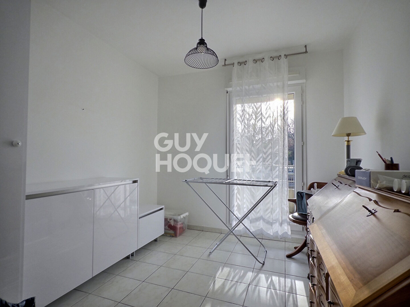 A Louer Appartement Marseille 13008 Bonneveine  4 pièce(s) 83 m2 2 Terrasses + Garage double