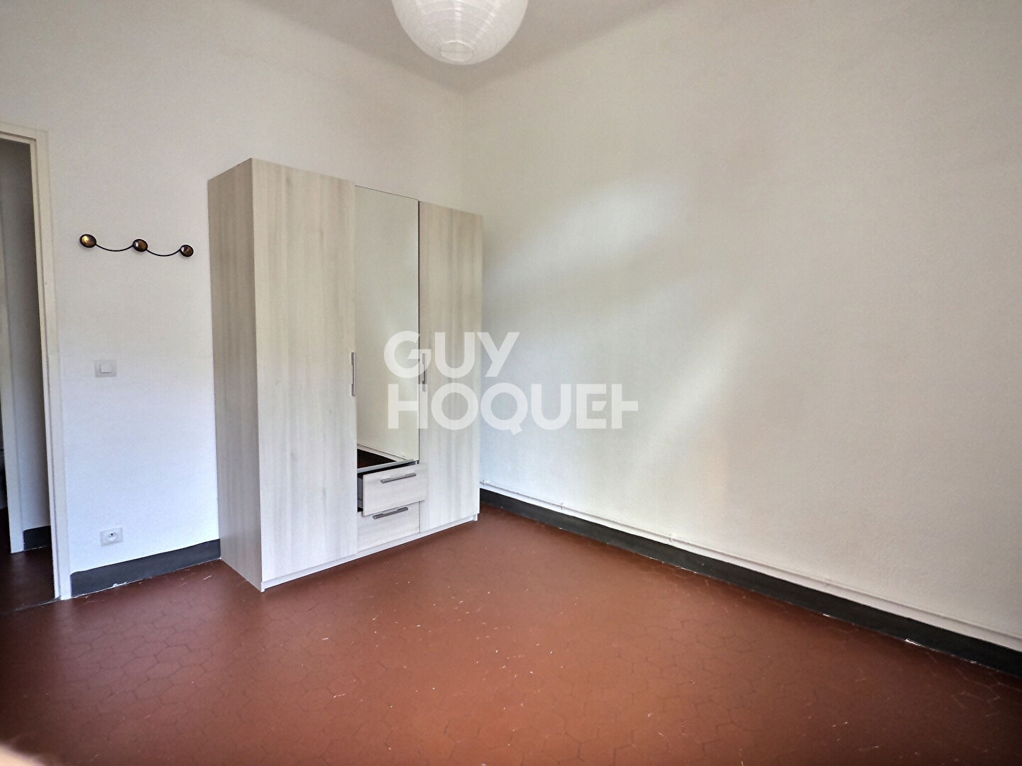 A Louer Appartement Marseille 13005 La Timone : faculté de médecine 2 pièce(s)m2 Dernier étage avec terrasse au calme