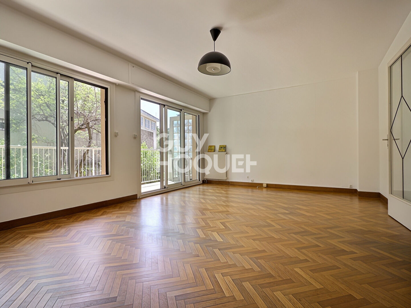 A Louer Appartement  Marseille Joseph Vernet 13008 4pièce(s) 88.50m2 avec balcon, place de parking et garage