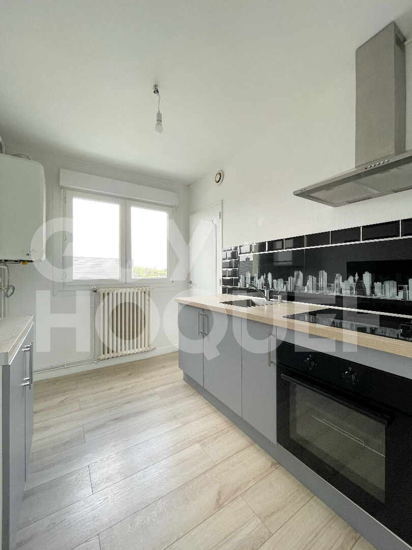 LOCATION d'un appartement T4 (72 m²) à MAUBEUGE