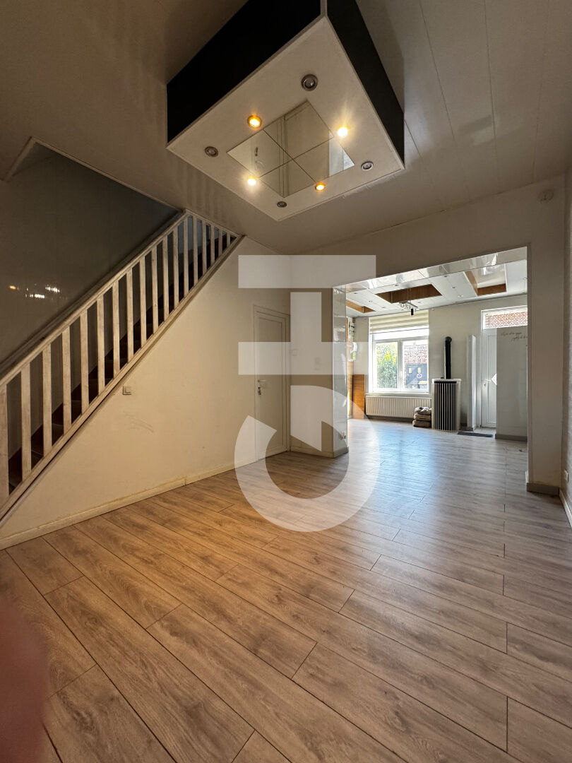 MAUBEUGE : maison 5 pièces (114 m²) en vente