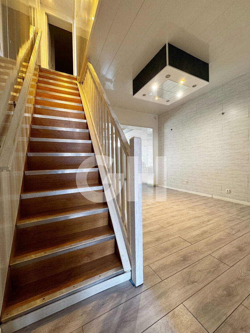 MAUBEUGE : maison 5 pièces (114 m²) en vente