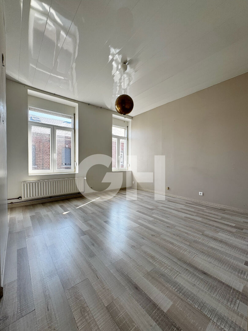MAUBEUGE : maison 5 pièces (114 m²) en vente