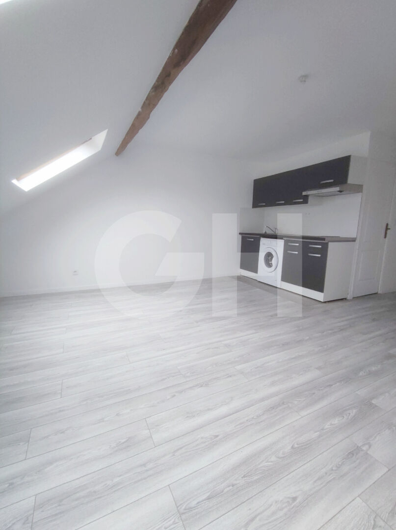 JEUMONT : superbe deux pièces intégralement rénové