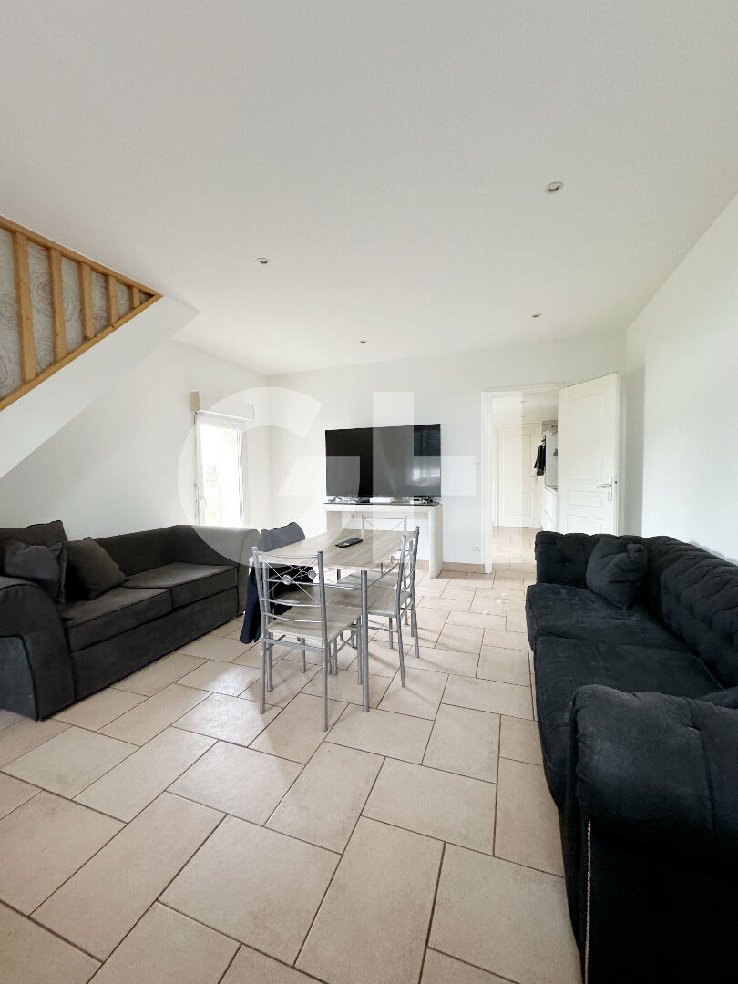 Maison 3 pièces (67 m²) à louer à BAVAY