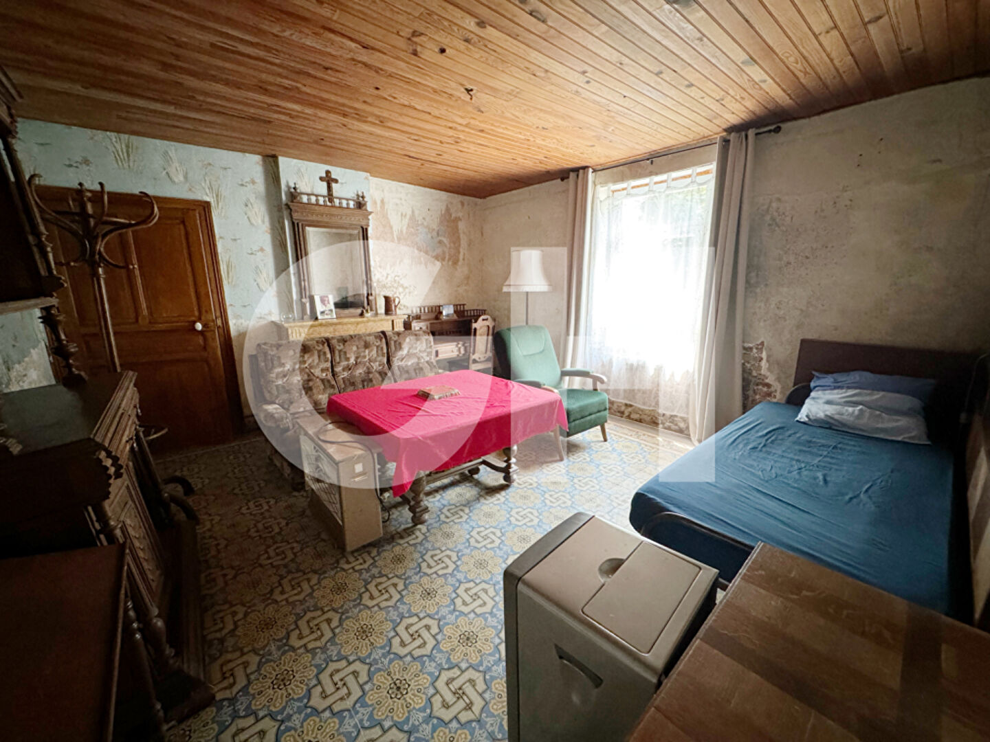 BERELLES : fermette de 5 pièces (140 m²) en vente