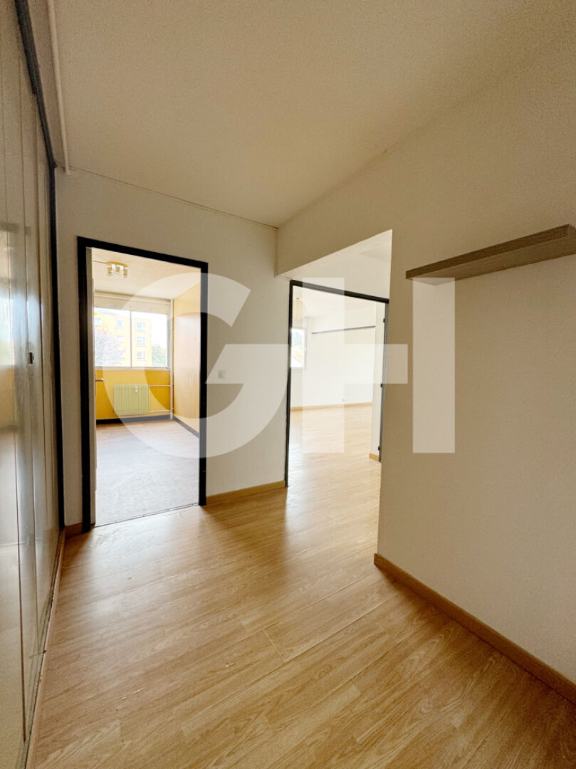 LOCATION : appartement de 2 pièces (54 m²) à MAUBEUGE