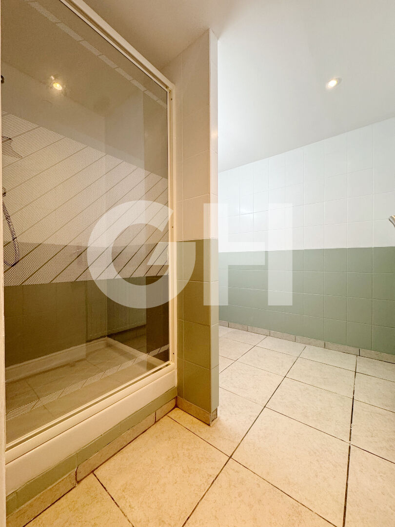 Appartement de Plain-pied avec parking F2 (53 m²) à louer à JEUMONT