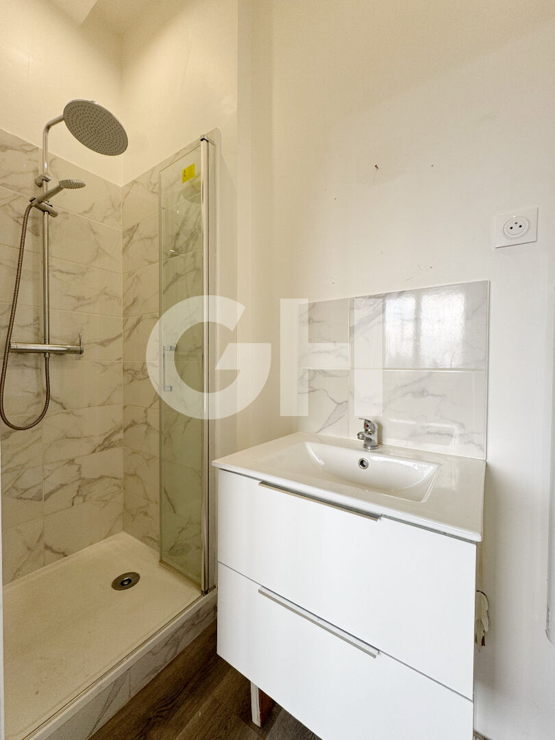 Studio MEUBLÉ à louer à Maubeuge - Faubourg de Mons