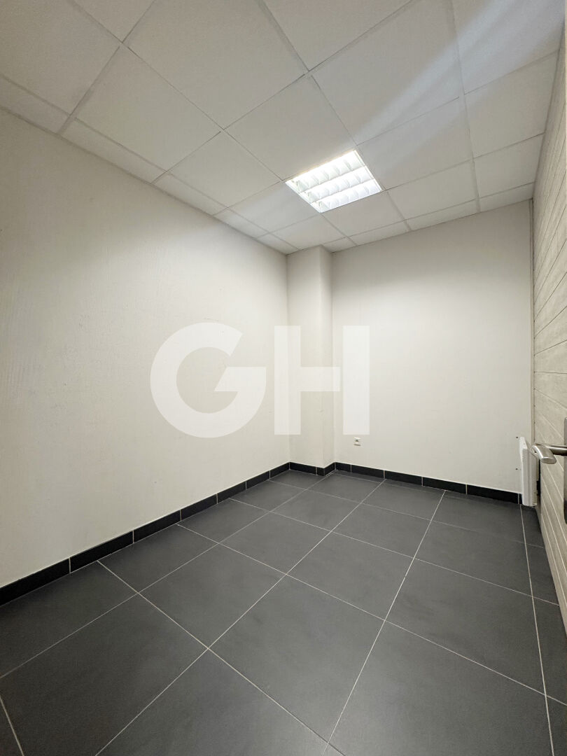 Bureaux Maubeuge 61 m2