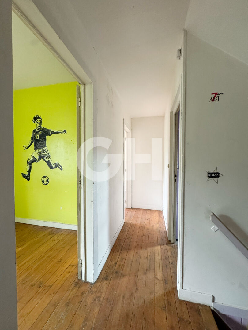 Maison bourgeoise à vendre à Aulnoye-Aymeries - 4 chambres