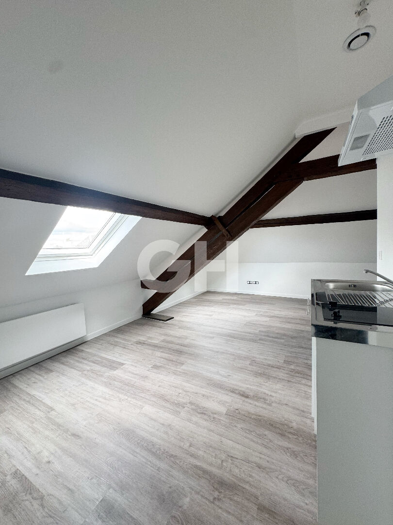 À louer : Appartement 2 pièces à Jeumont - Grand standing