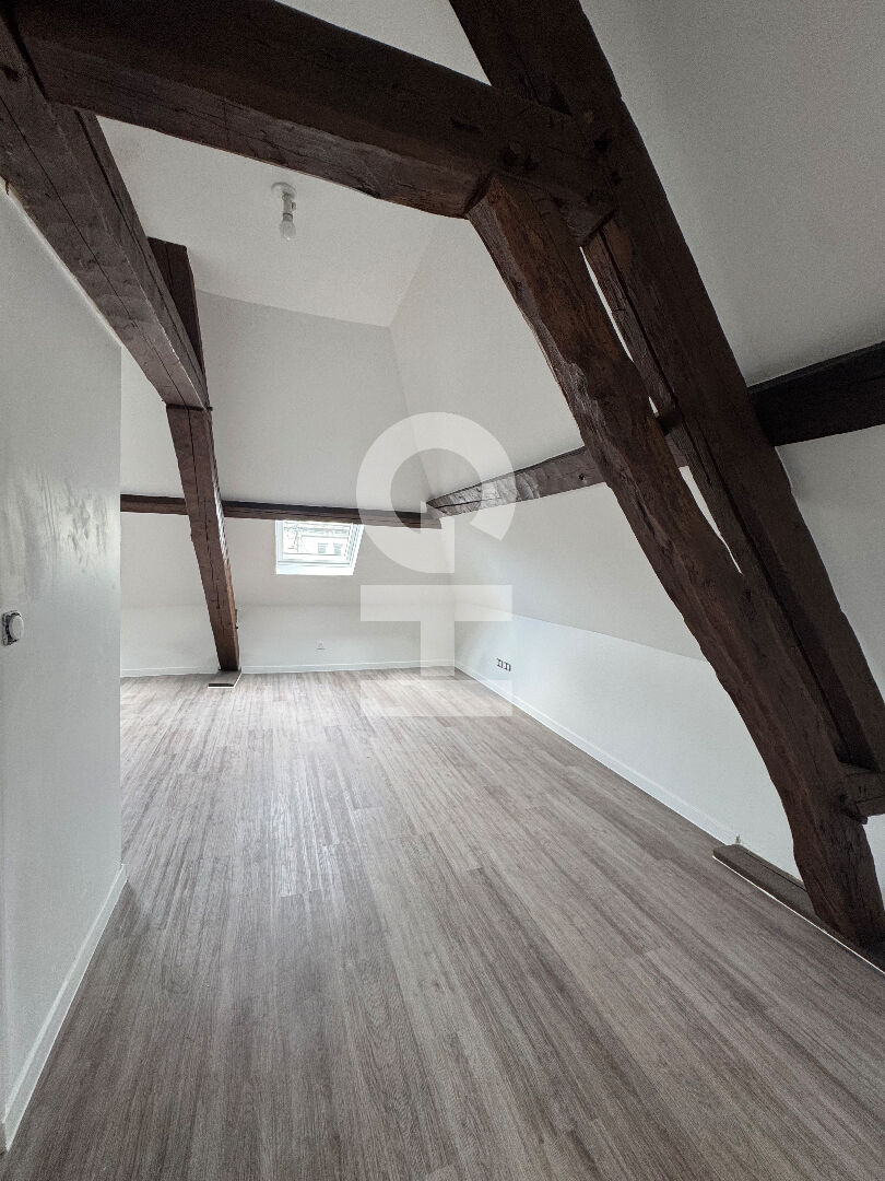 À louer : Appartement 2 pièces à Jeumont - Grand standing