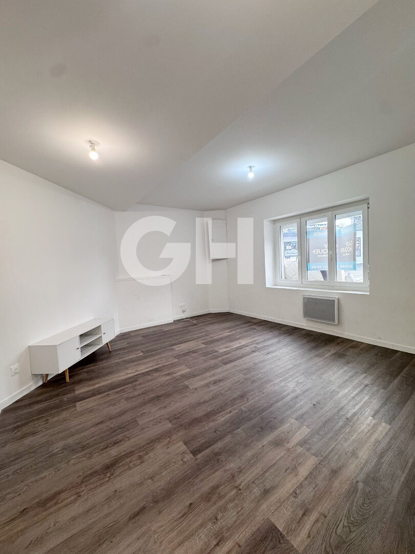 Appartement T1 à louer au rez-de-chaussée à Jeumont, proche commodités