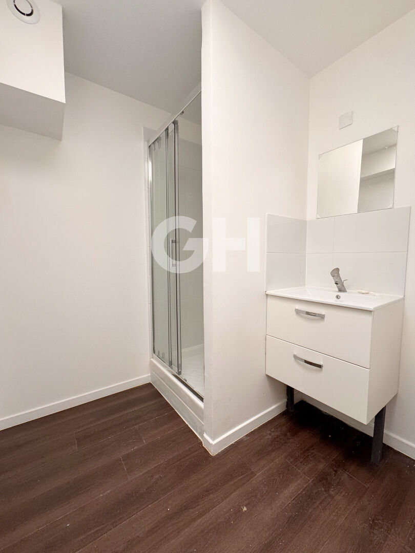 Appartement 2 pièces à louer à Maubeuge, Faubourg de Mons