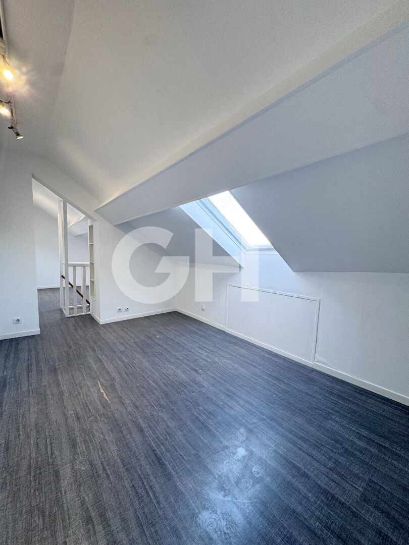 Maison chaleureuse à vendre à Rousies - 4 pièces, 130 m²