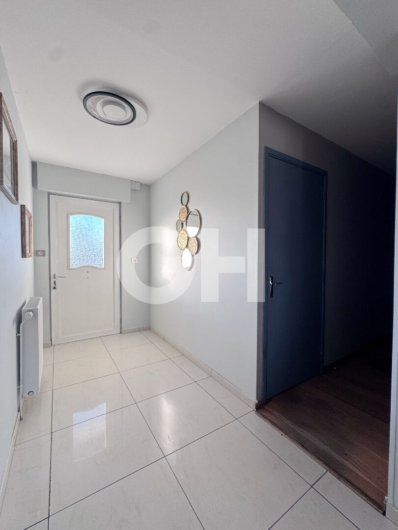 Maison récente 6 pièces à vendre à Bersillies - 346 500 