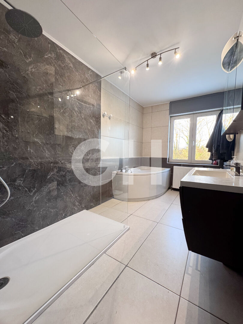 Maison récente 6 pièces à vendre à Bersillies - 346 500 