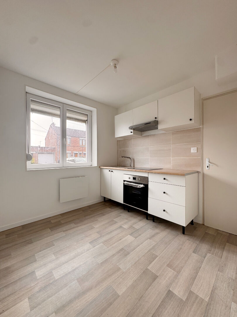 Maison 4 pièces à louer à Jeumont - 65.44 m² avec jardin et garage