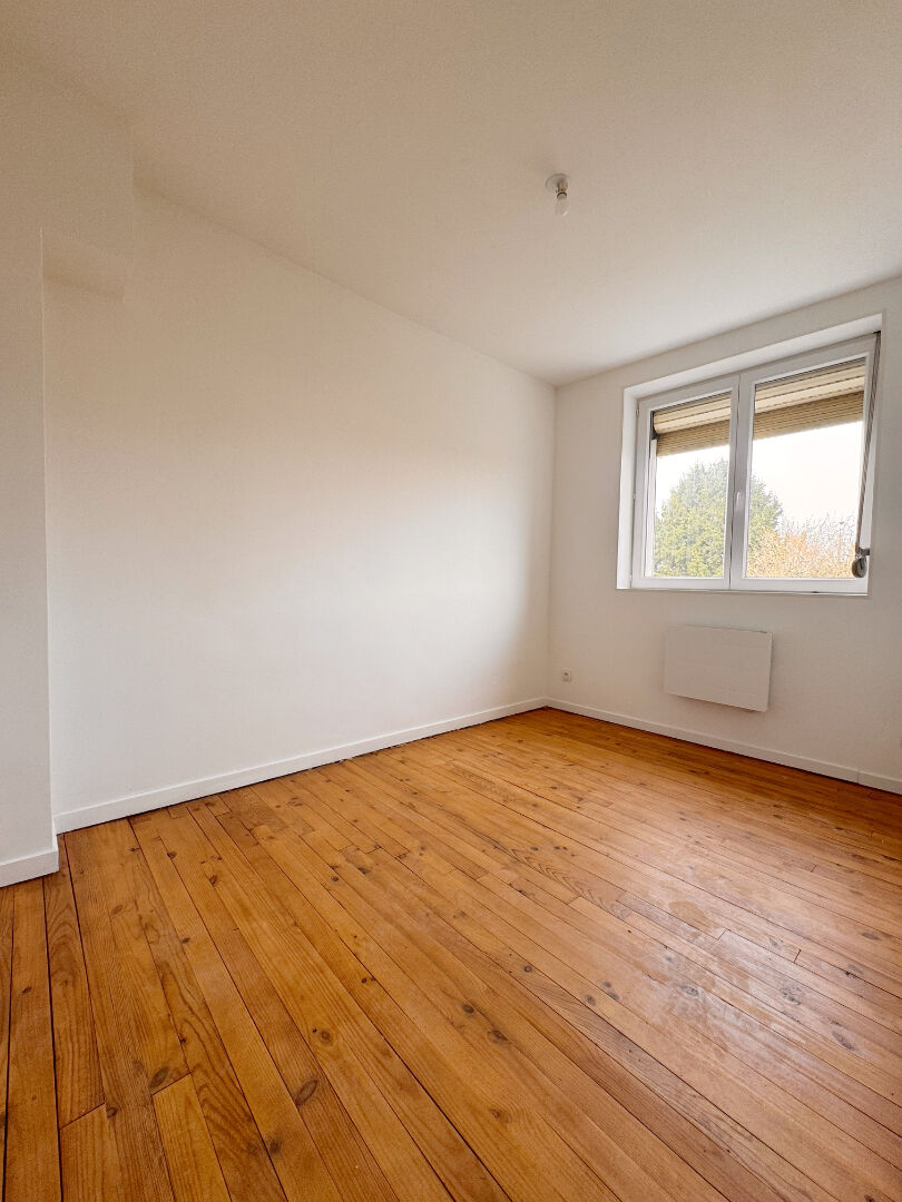 Maison 4 pièces à louer à Jeumont - 65.44 m² avec jardin et garage