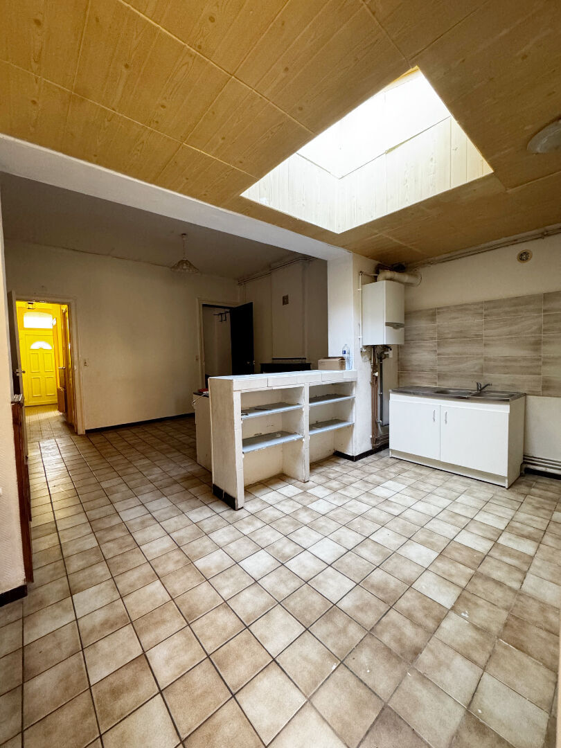 Maison à vendre à Jeumont - 4 chambres, calme et proche commodités