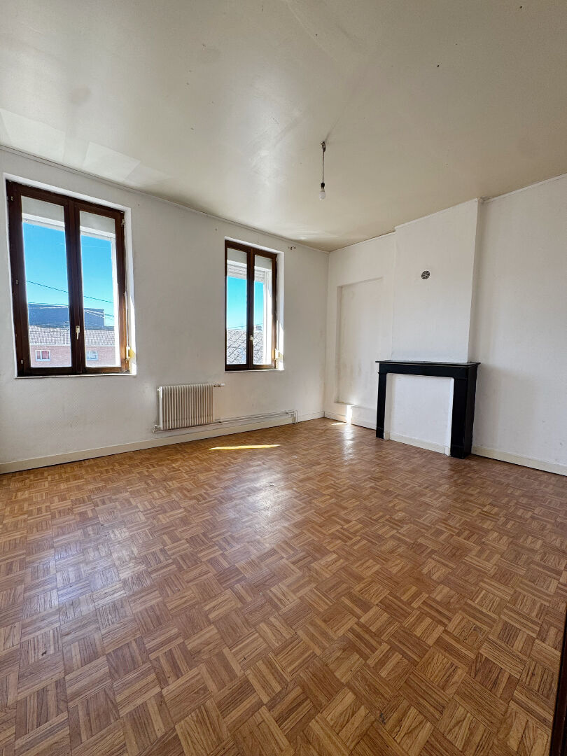 Maison à vendre à Jeumont - 4 chambres, calme et proche commodités