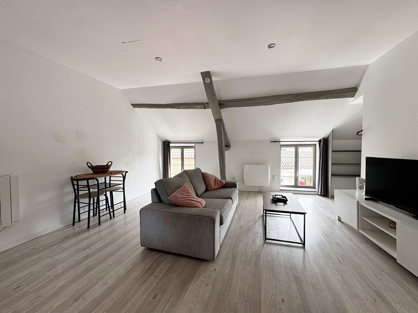 Appartement T1 meublé à louer à Louvroil - Réf. 664
