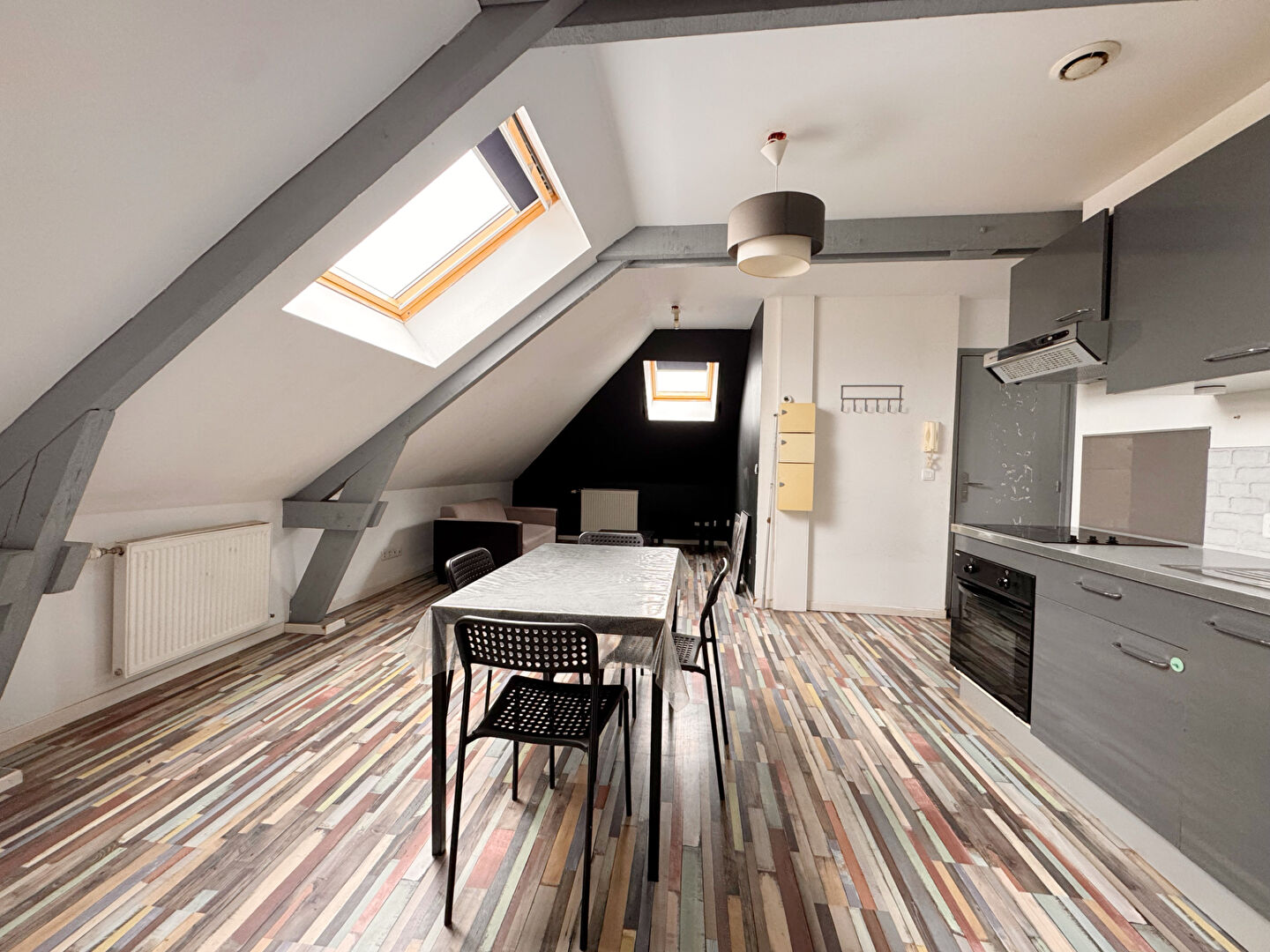 Appartement 4 pièces à louer à Recquignies - Dernier étage, calme et bien équipé