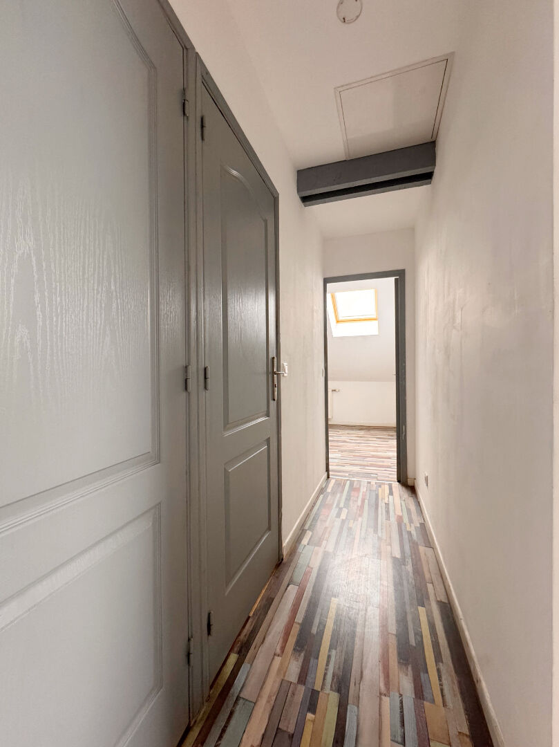Appartement 4 pièces à louer à Recquignies - Dernier étage, calme et bien équipé
