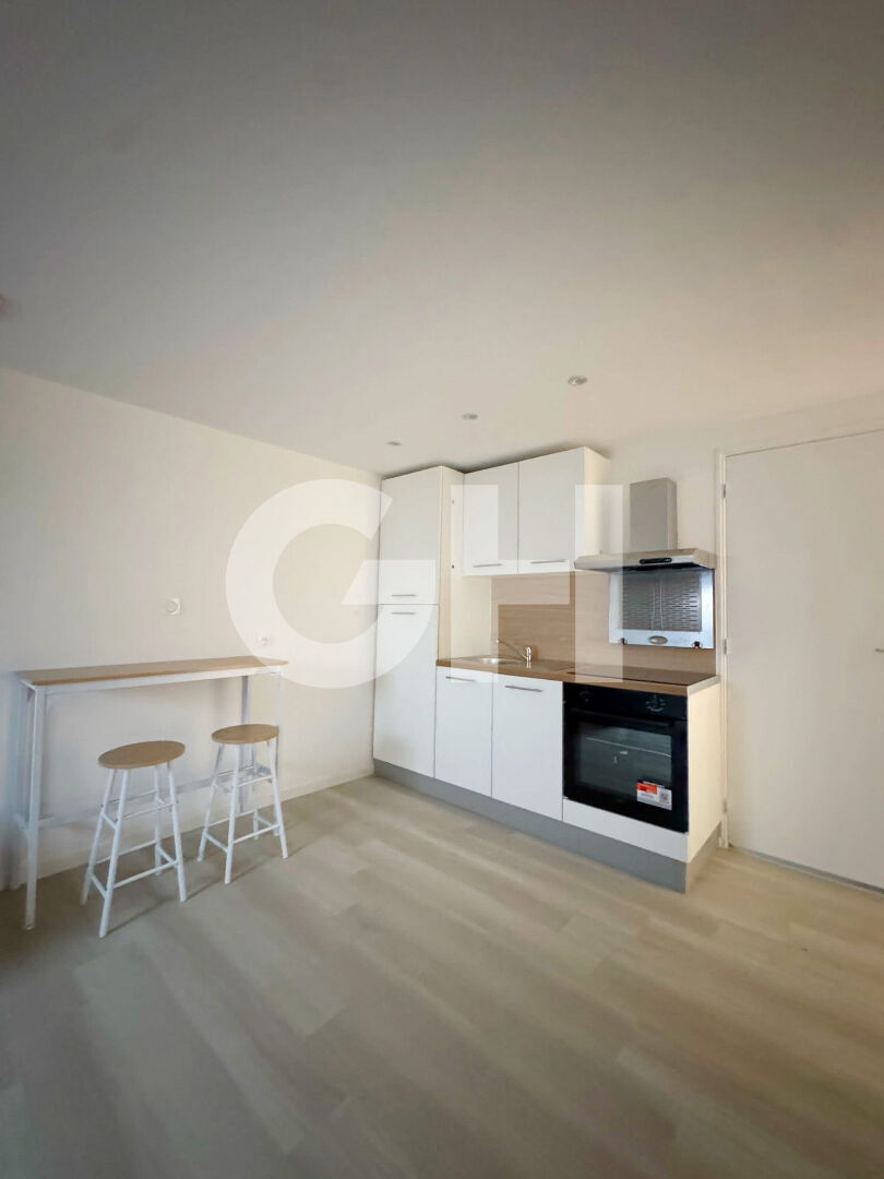 Immeuble rénové à vendre à Maubeuge - Investissement idéal
