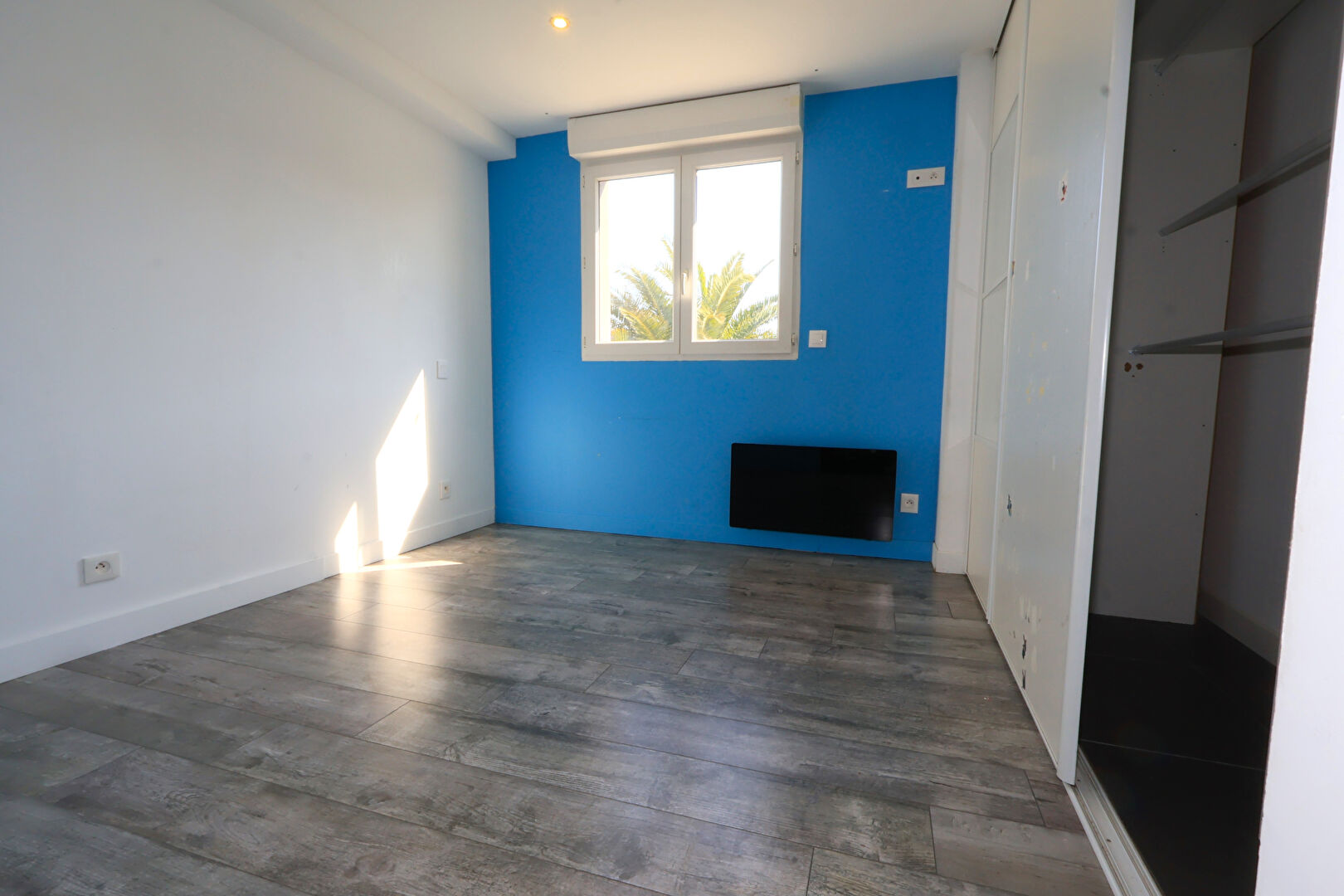 MAUGUIO proche intermarché  Villa 149 m² sur terrain de 478m² - Piscine