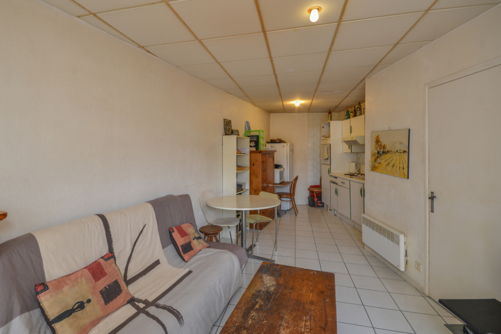 Maison 3 pièces en vente à MAUGUIO
