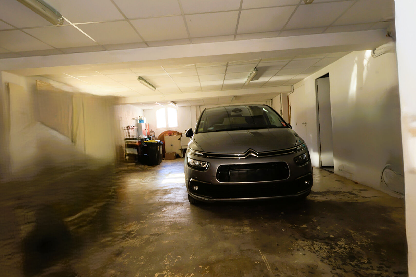 VALERGUES Centre  Maison de Ville T5 avec Piscine double Garage + logement indépendant