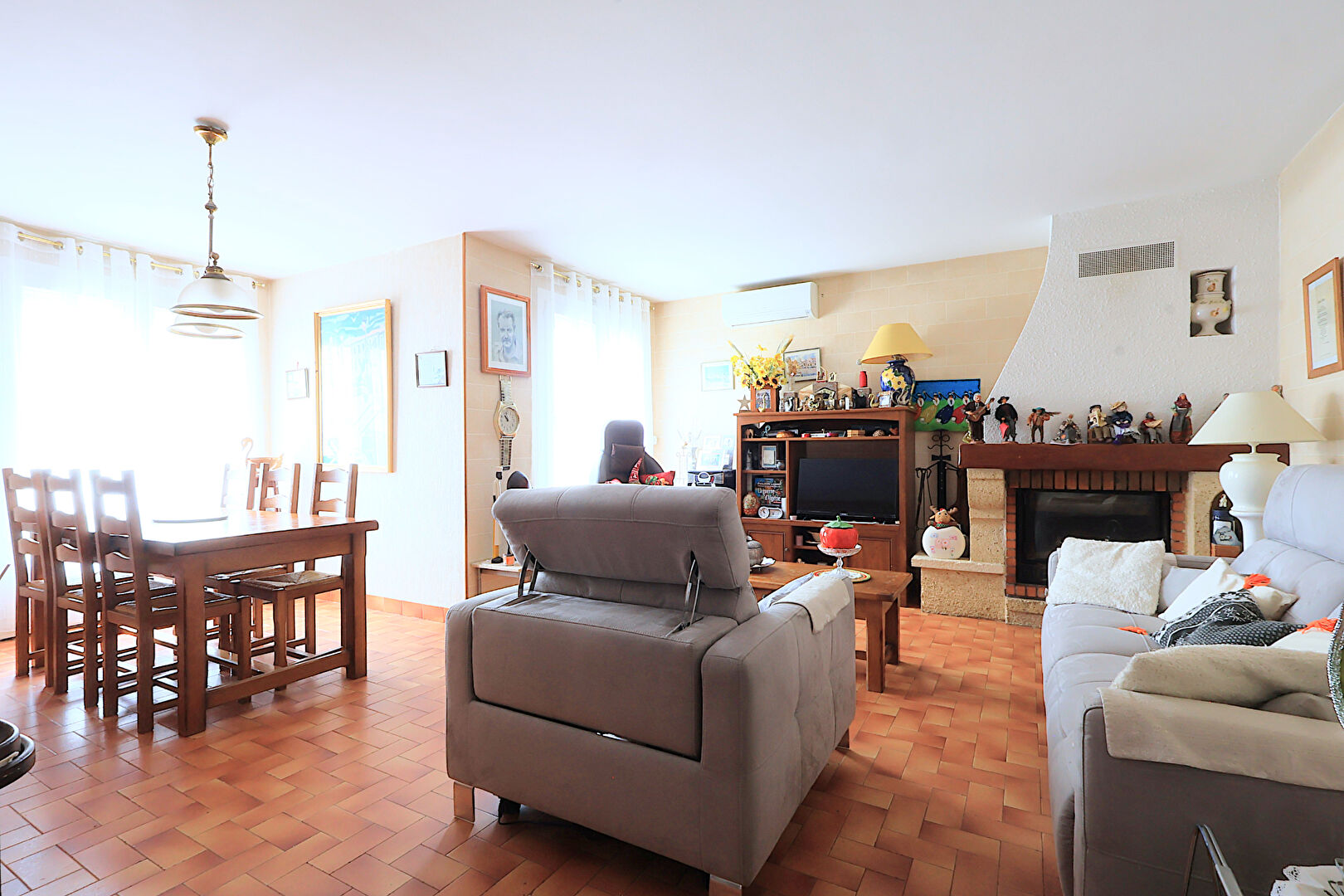 VENTE d'une maison 5 pièces (105 m²) à MAUGUIO