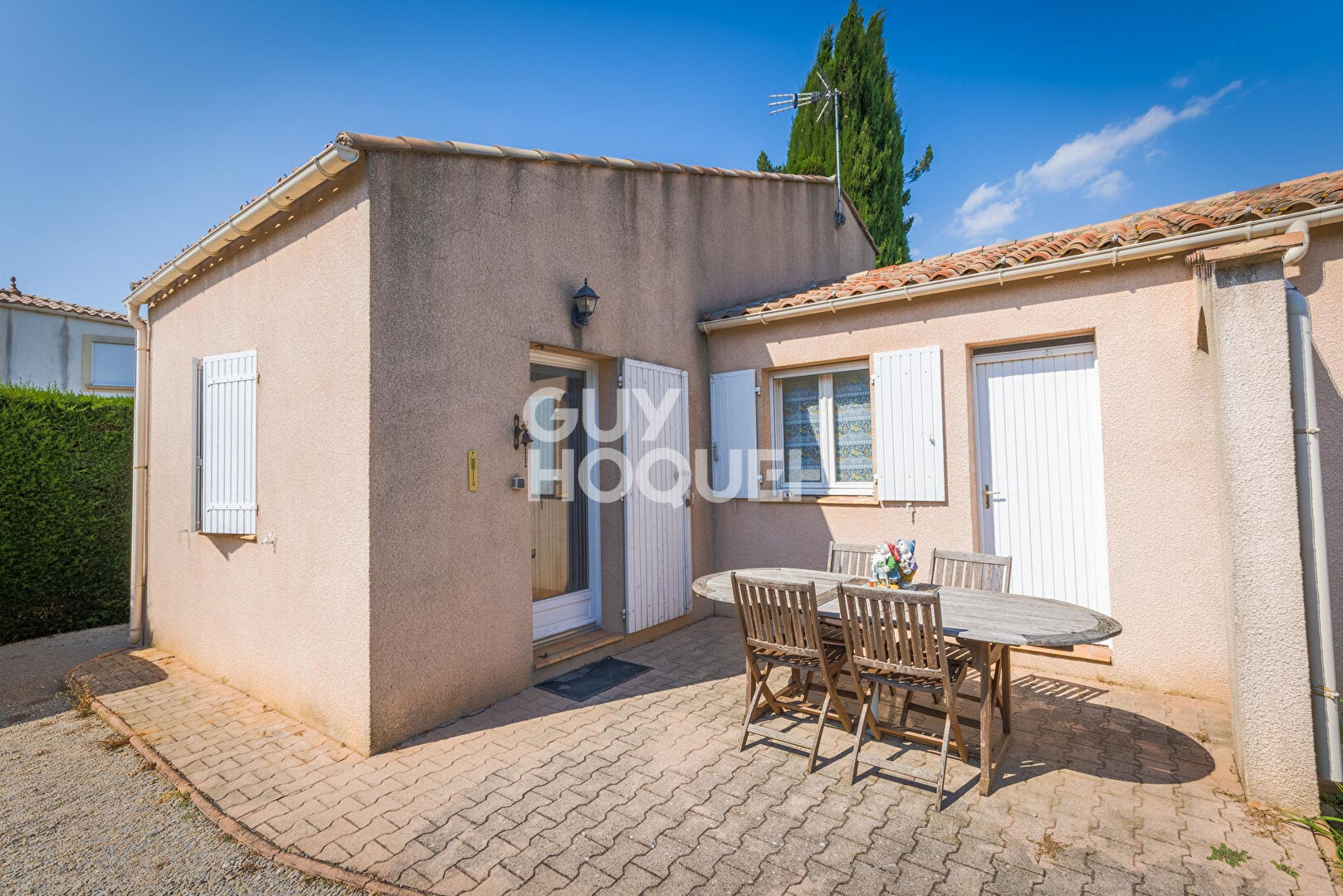 VENTE d'une maison 2 pièces (51 m²) à VALERGUES