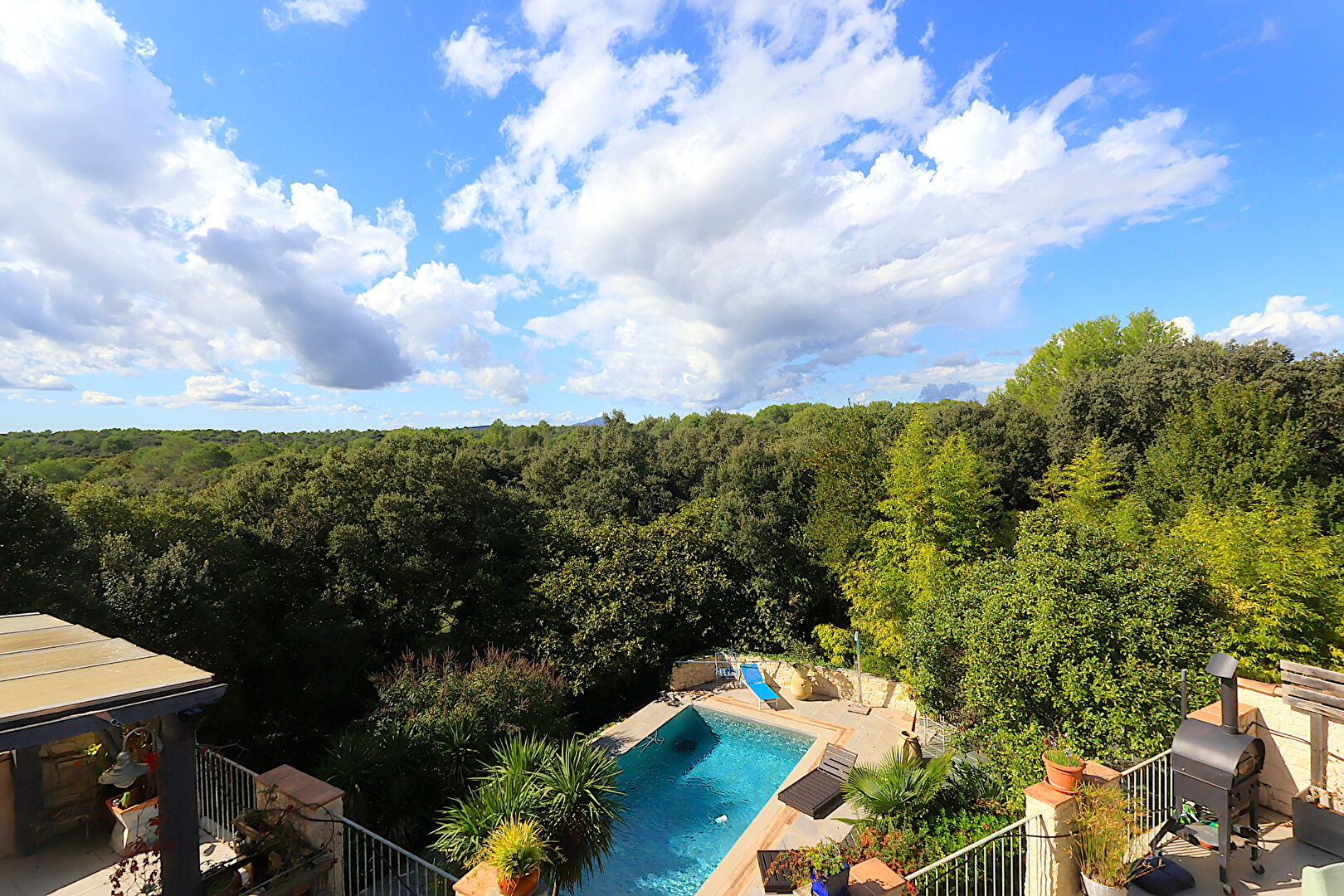 Villa  T7 avec piscine sur 1200 m² de terrain