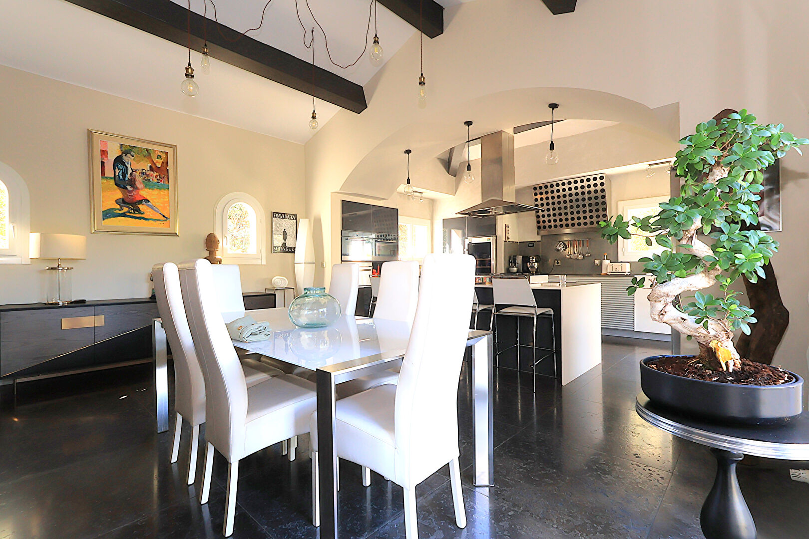 Villa  T7 avec piscine sur 1200 m² de terrain