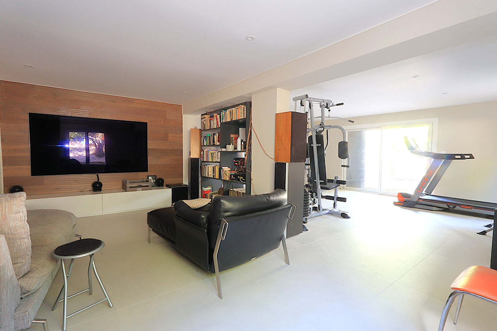 Villa  T7 avec piscine sur 1200 m² de terrain