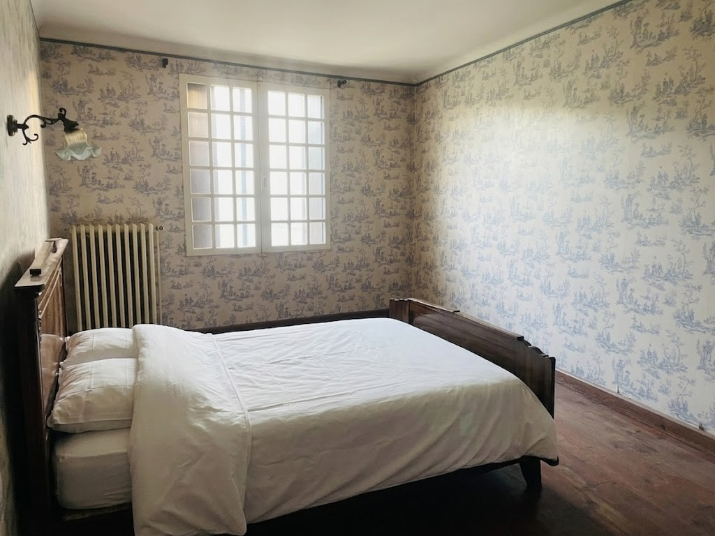 Maison Lansargues 6 pièce(s) 185 m2 + REMISE + ECURIE 100 m2