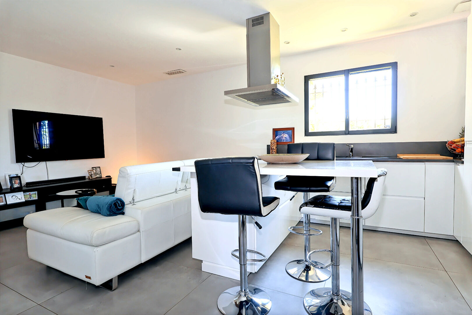 MAUGUIO Ancien corps agricole de 171 m2 avec appartement indépendant