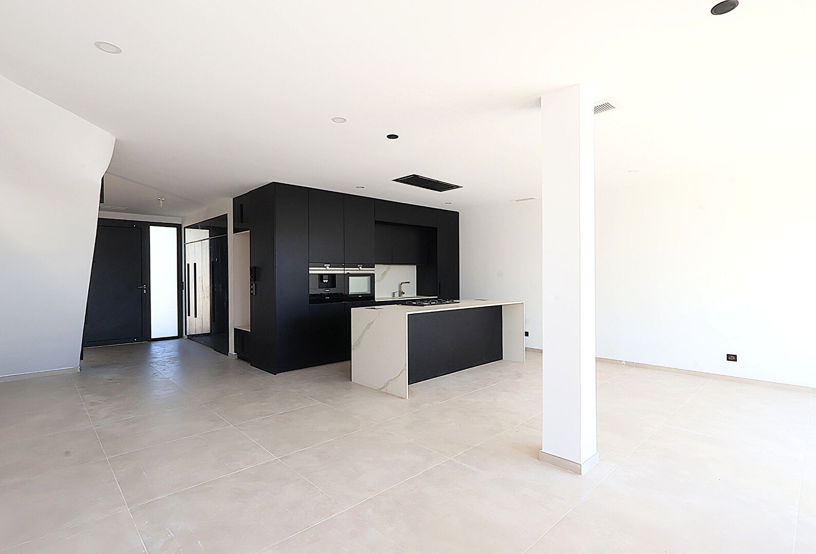 MARGUERITTES  Maison neuve T4 avec piscine de 126 m2 sur 411m²